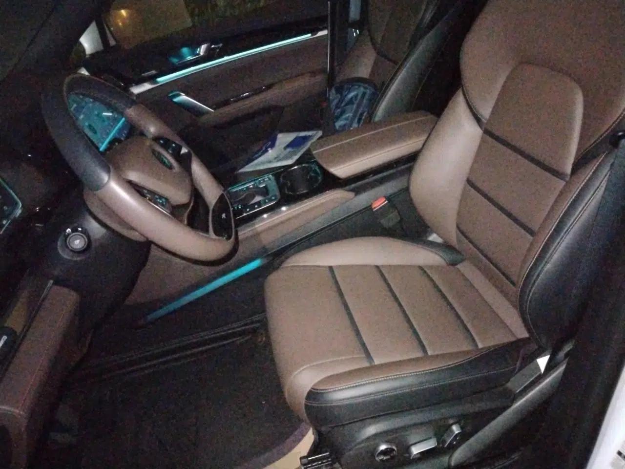 BYD Tang 2021 2.0T Automatic Flagship Edition — миниатюра 15