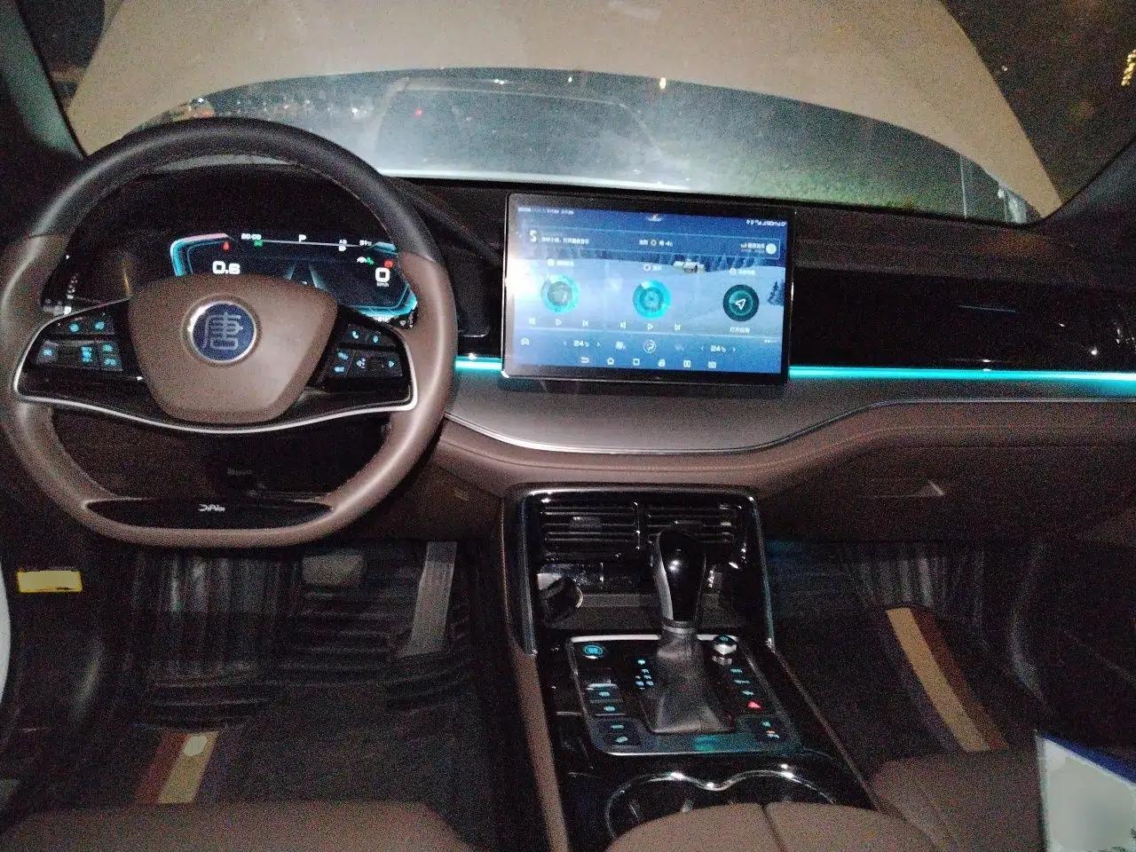 BYD Tang 2021 2.0T Automatic Flagship Edition — миниатюра 9