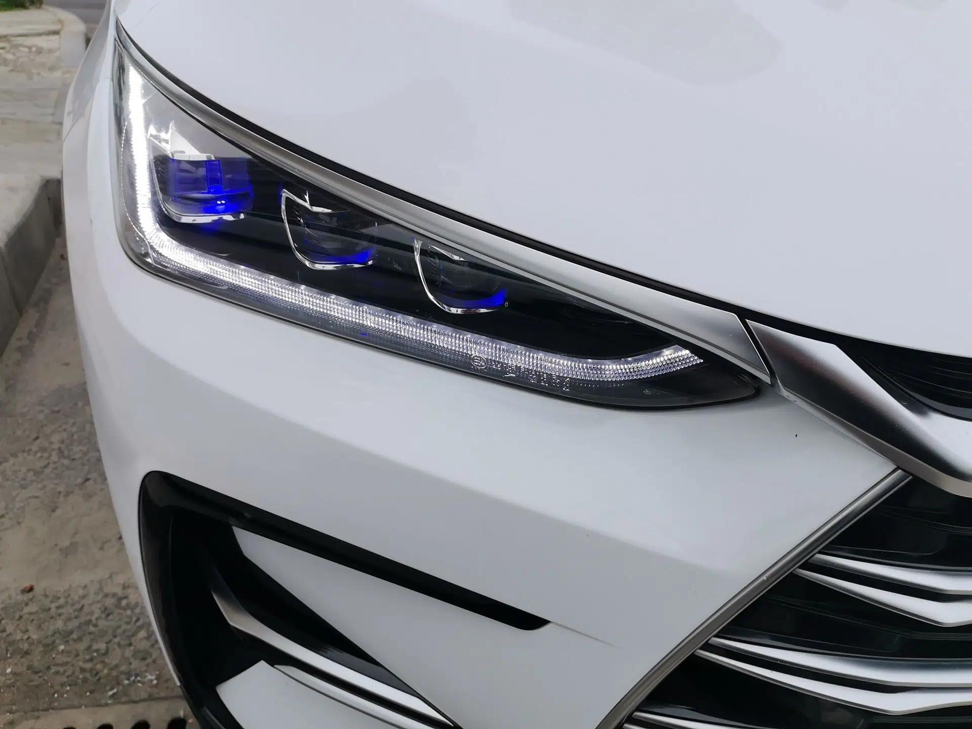 BYD Tang New Energy 2021 DM-i 112KM Prestige Model — миниатюра 7