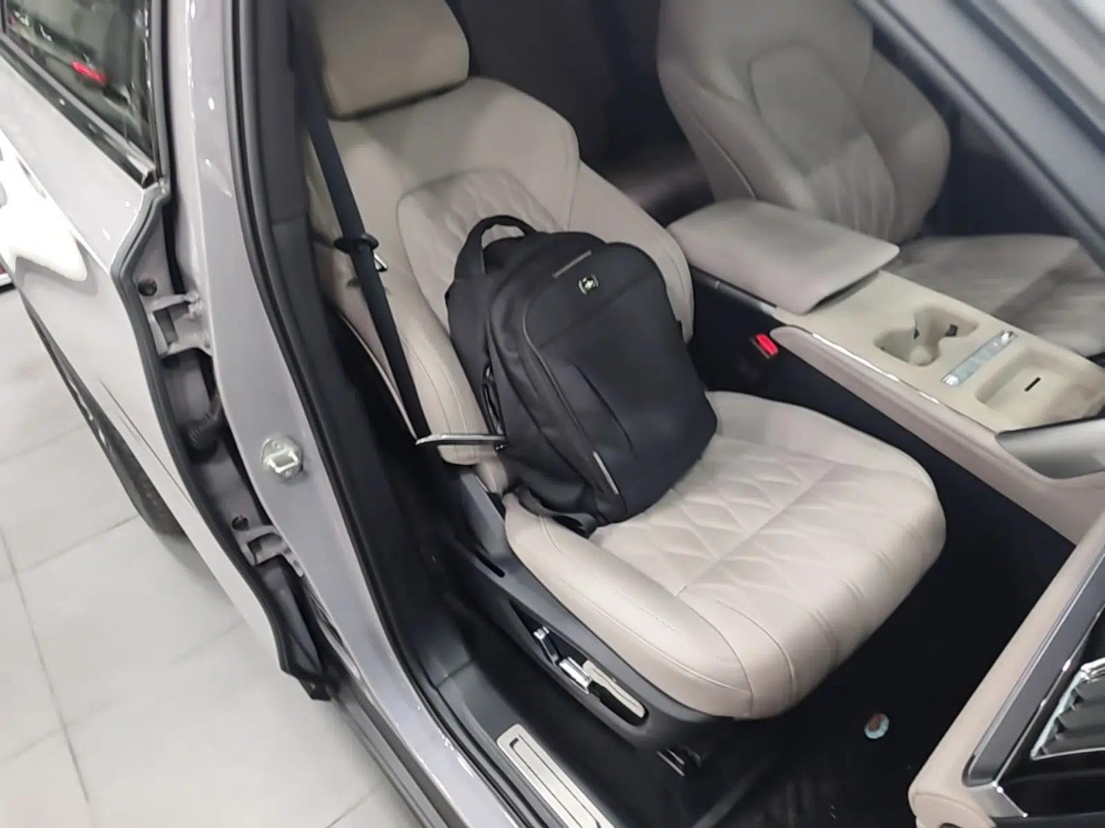 BYD Tang New Energy 2025 Model Smart Drive Version DM-i 175KM Deluxe Version — миниатюра 19