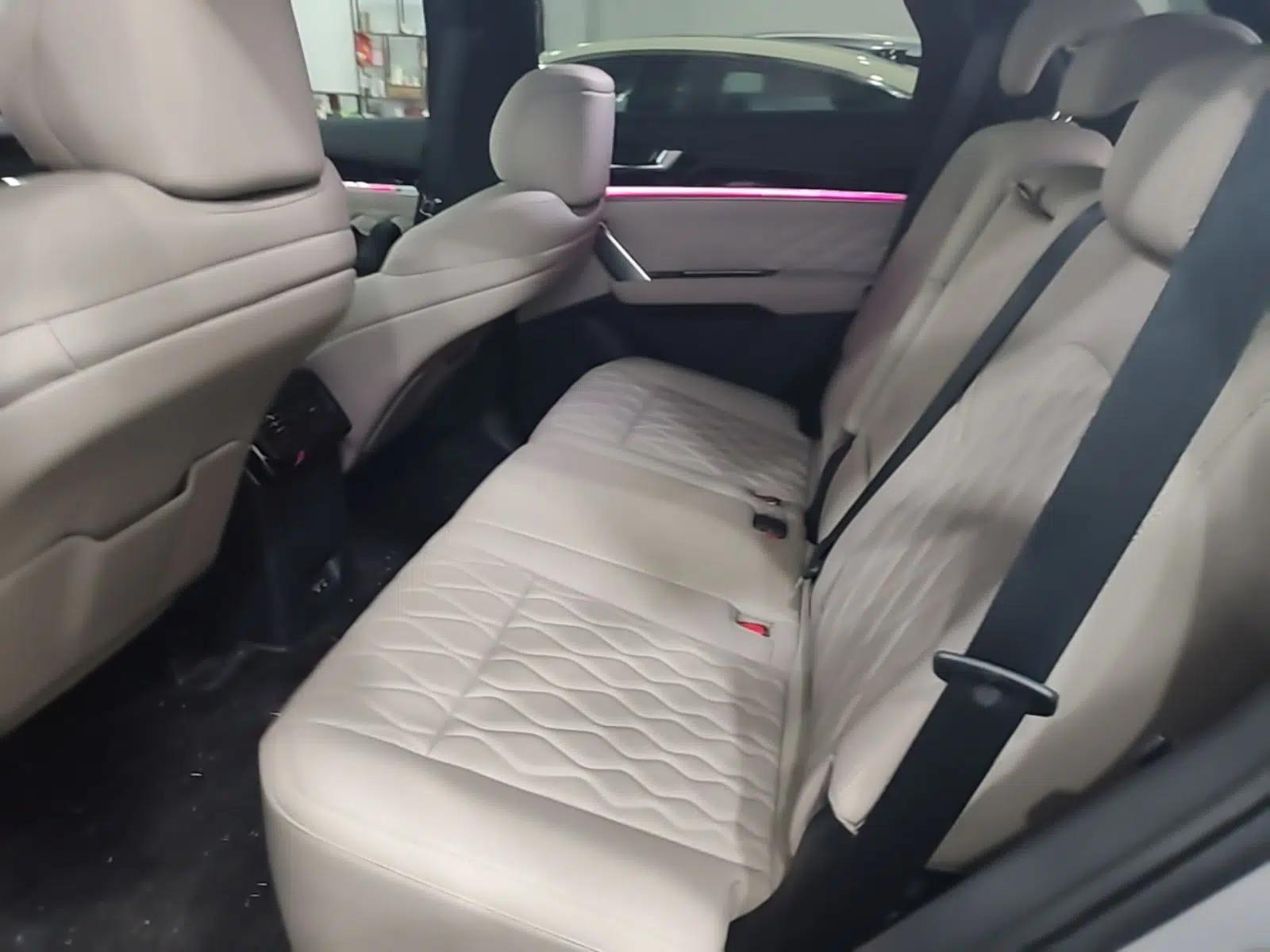 BYD Tang New Energy 2025 Model Smart Drive Version DM-i 175KM Deluxe Version — миниатюра 20