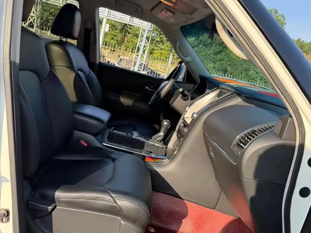 Nissan Patrol 2018 4.0L Flagship Edition — миниатюра 7