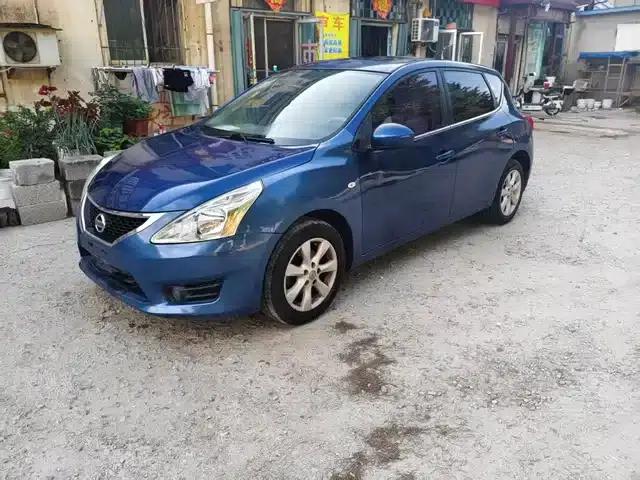 Tiida 2011 1.6L CVT Smart