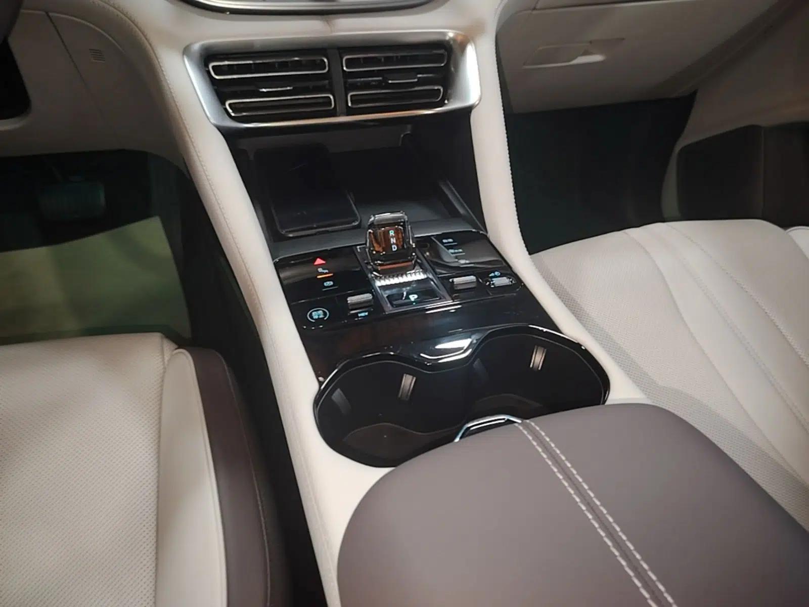 BYD Song PLUS New Energy 2025 DM-i 160KM Flagship Model — миниатюра 28
