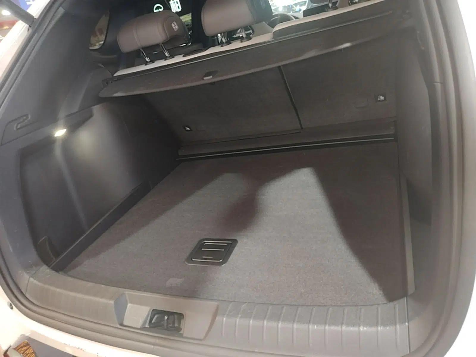 BYD Song PLUS New Energy 2025 DM-i 160KM Flagship Model — миниатюра 34