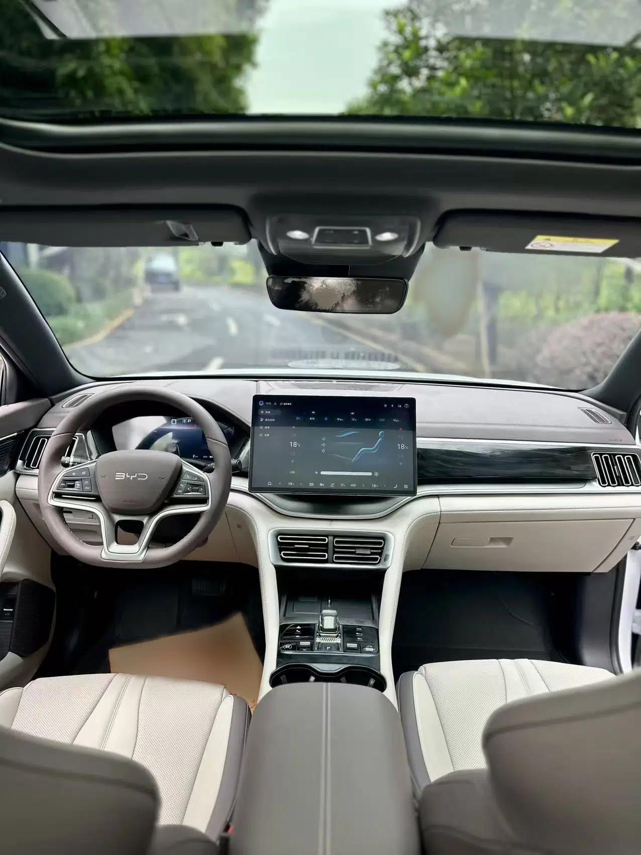 BYD Song PLUS New Energy 2025 DM-i 160KM Flagship Model — миниатюра 40