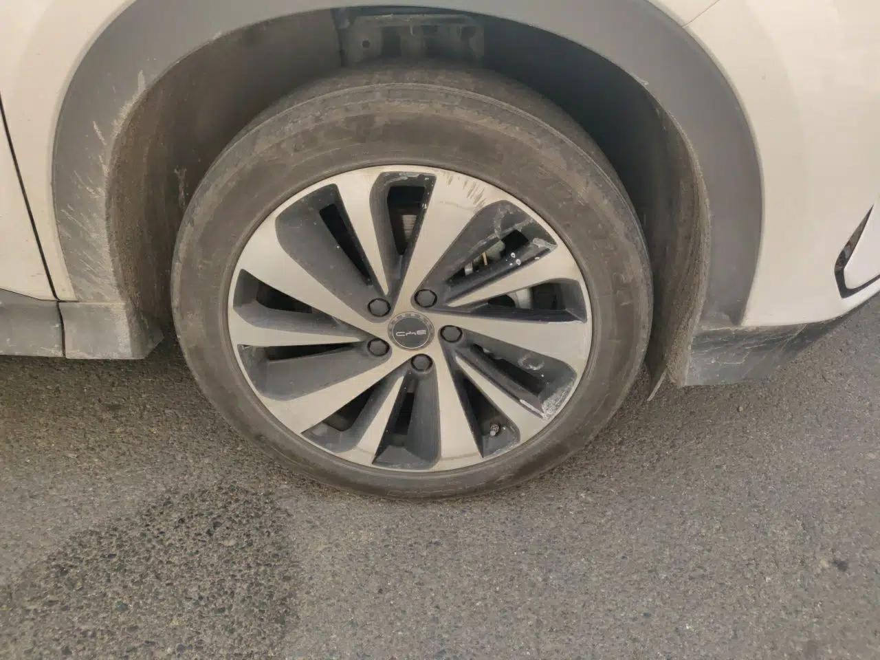 BYD Song PLUS New Energy 2024 HONOR Edition DM-i 71km Luxury Model — миниатюра 8