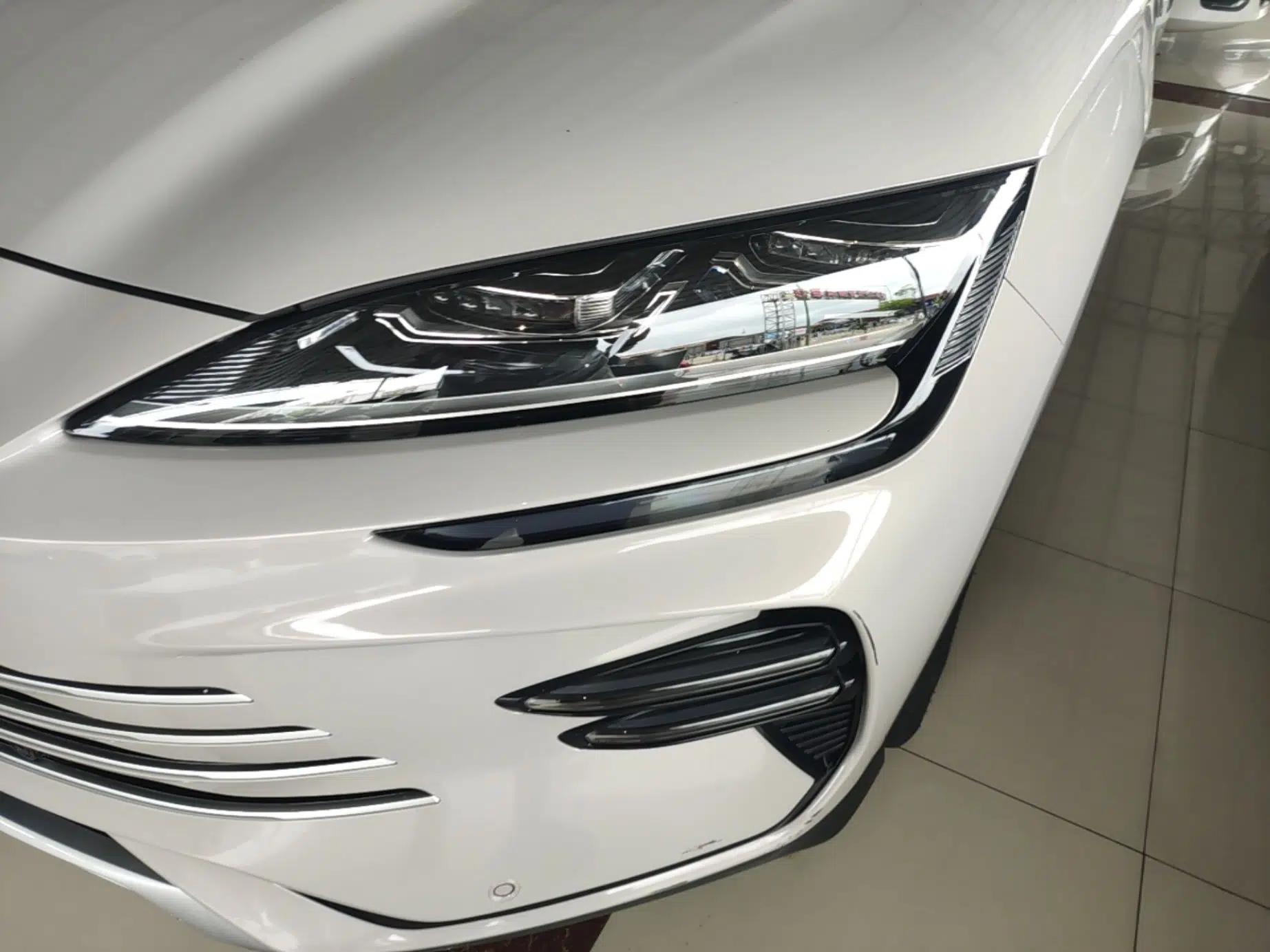 BYD Song PLUS New Energy 2023 Champion Edition DM-i 150KM Flagship PLUS — миниатюра 8