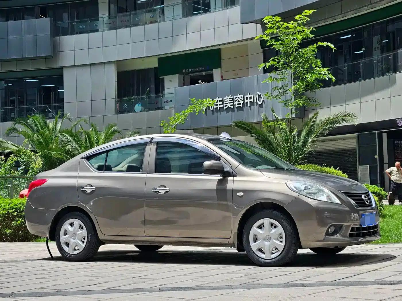 Nissan Sunny 2011 1.5XE CVT Comfort Edition — миниатюра 3