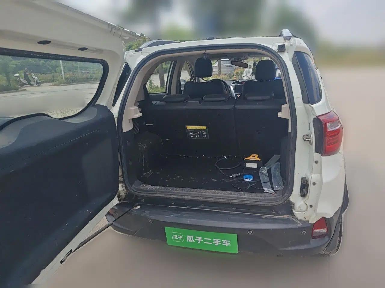 BYD Yuan 2016 1.5L Manual Luxury Version — миниатюра 14