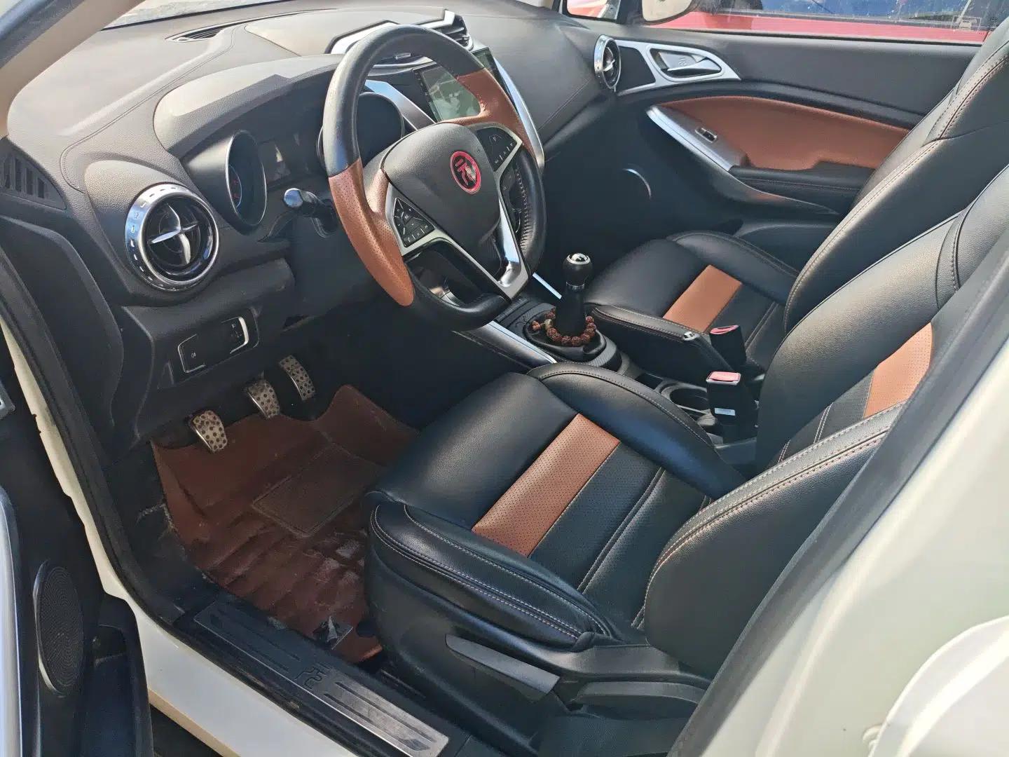 BYD Yuan 2016 1.5L Manual Luxury Version — миниатюра 15