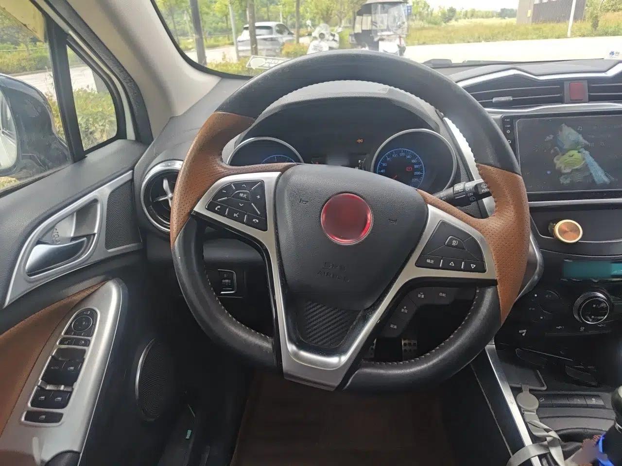 BYD Yuan 2016 1.5L Manual Luxury Version — миниатюра 7