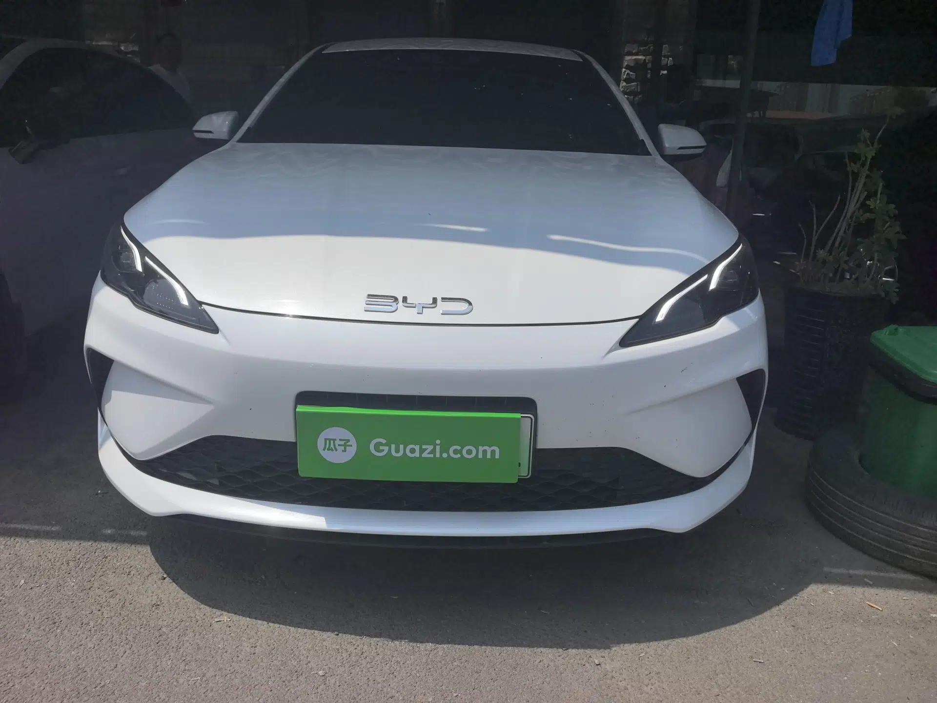 BYD Seal 05 DM-i 2025 DM-i Smart Drive 55KM Luxury Model — миниатюра 2