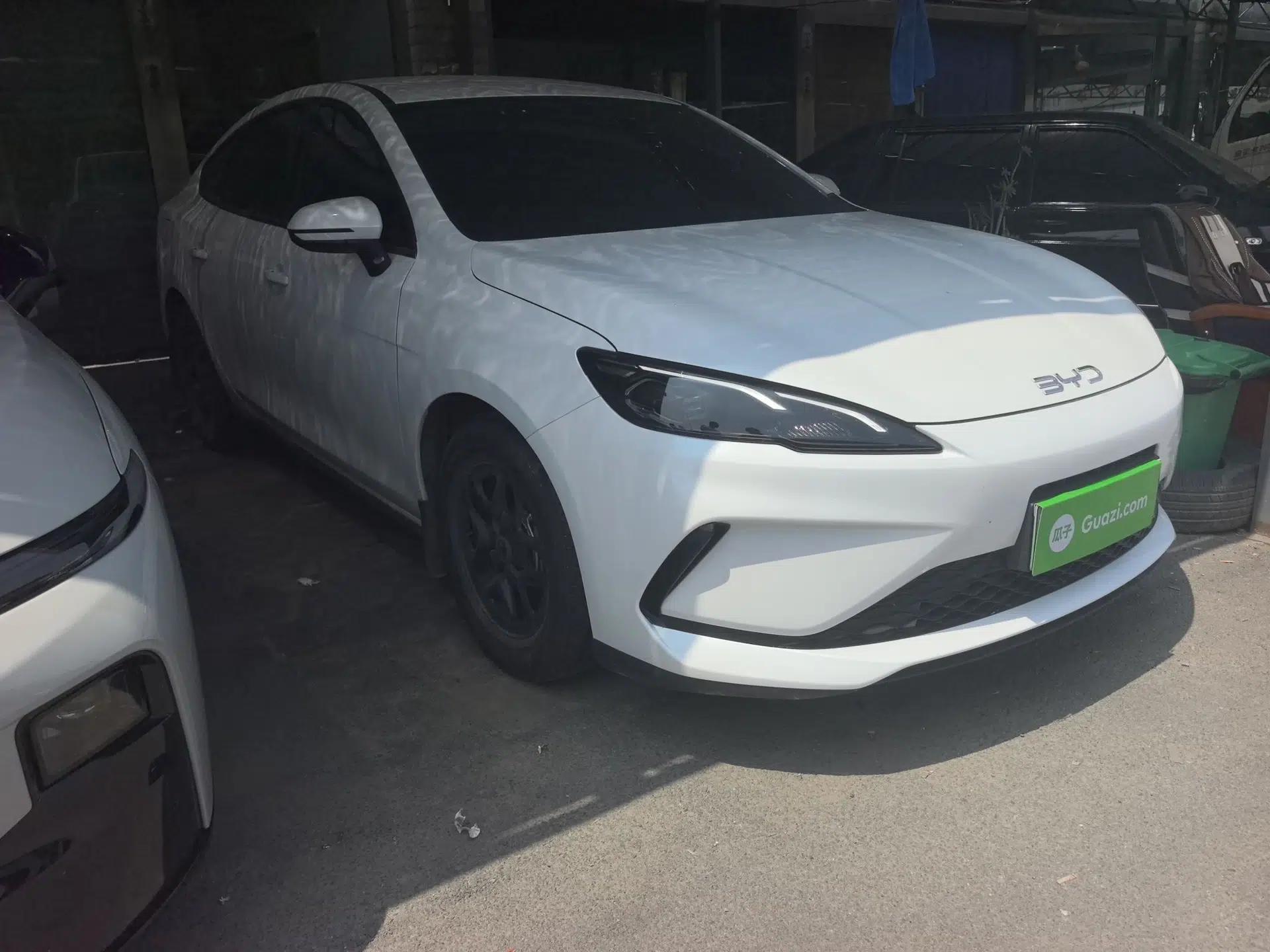 BYD Seal 05 DM-i 2025 DM-i Smart Drive 55KM Luxury Model — миниатюра 3