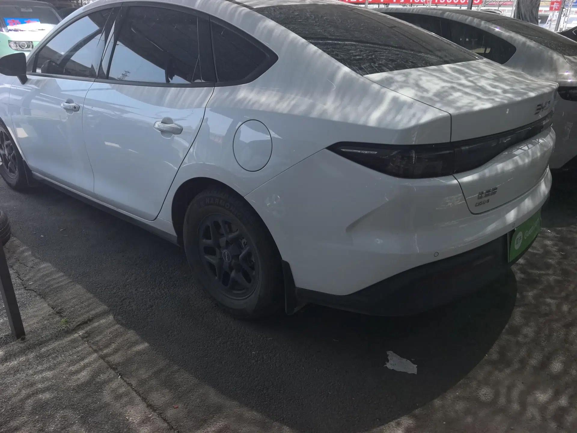 BYD Seal 05 DM-i 2025 DM-i Smart Drive 55KM Luxury Model — миниатюра 6