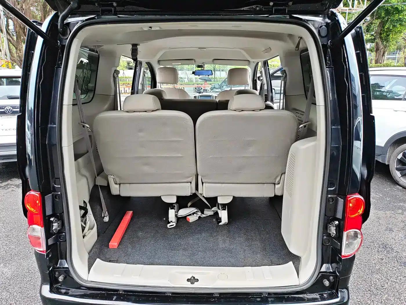 Nissan NV200 2014 1.6L CVT Luxury Model (China IV Emission Standard) — миниатюра 18