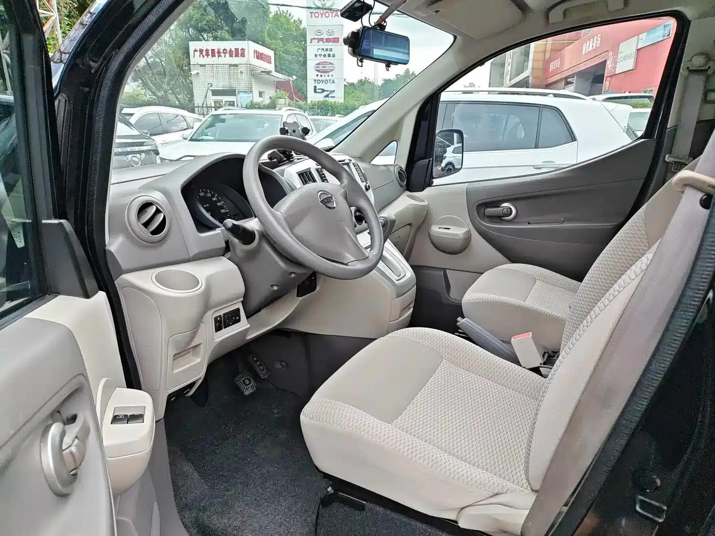 Nissan NV200 2014 1.6L CVT Luxury Model (China IV Emission Standard) — миниатюра 9