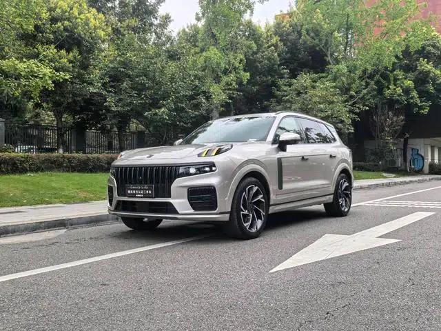 Lynk & Co 09 2021 2.0T Halo 7-seater