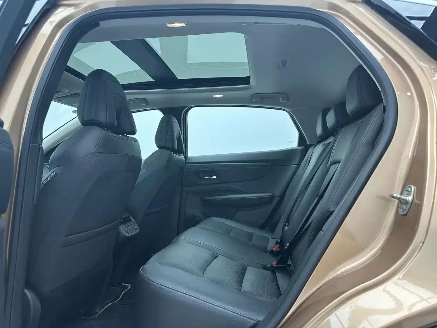 ARIYA 2022 Two-Wheel Drive Long Range Top-of-the-Line Edition — миниатюра 6