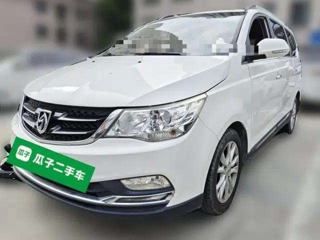 Baojun 730 2016 1.5L Manual Comfort Version 7 Seats China V Emission Standard