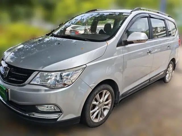 Baojun 730 2016 1.5L Manual Comfort Version 7 Seats China V Emission Standard