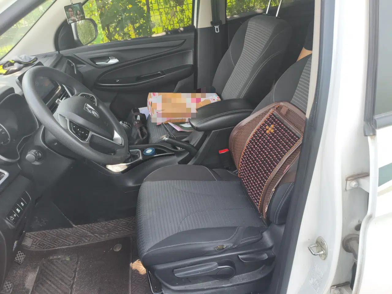 Baojun 730 2021 1.5L Manual Fashion Version 7 Seats — миниатюра 15