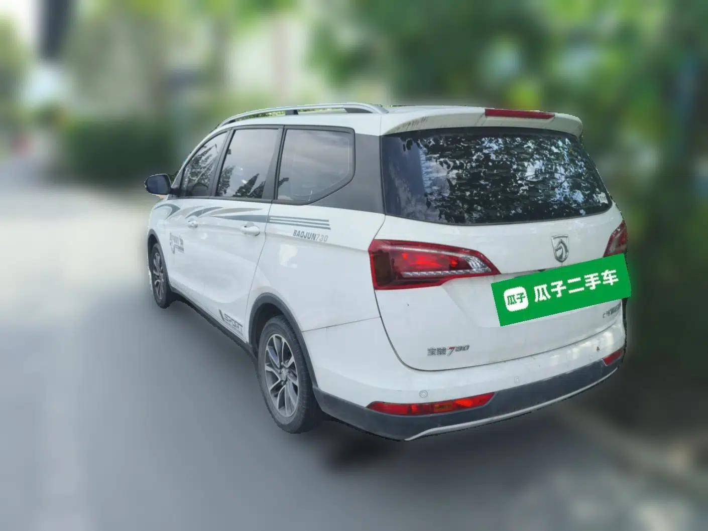 Baojun 730 2021 1.5L Manual Fashion Version 7 Seats — миниатюра 4