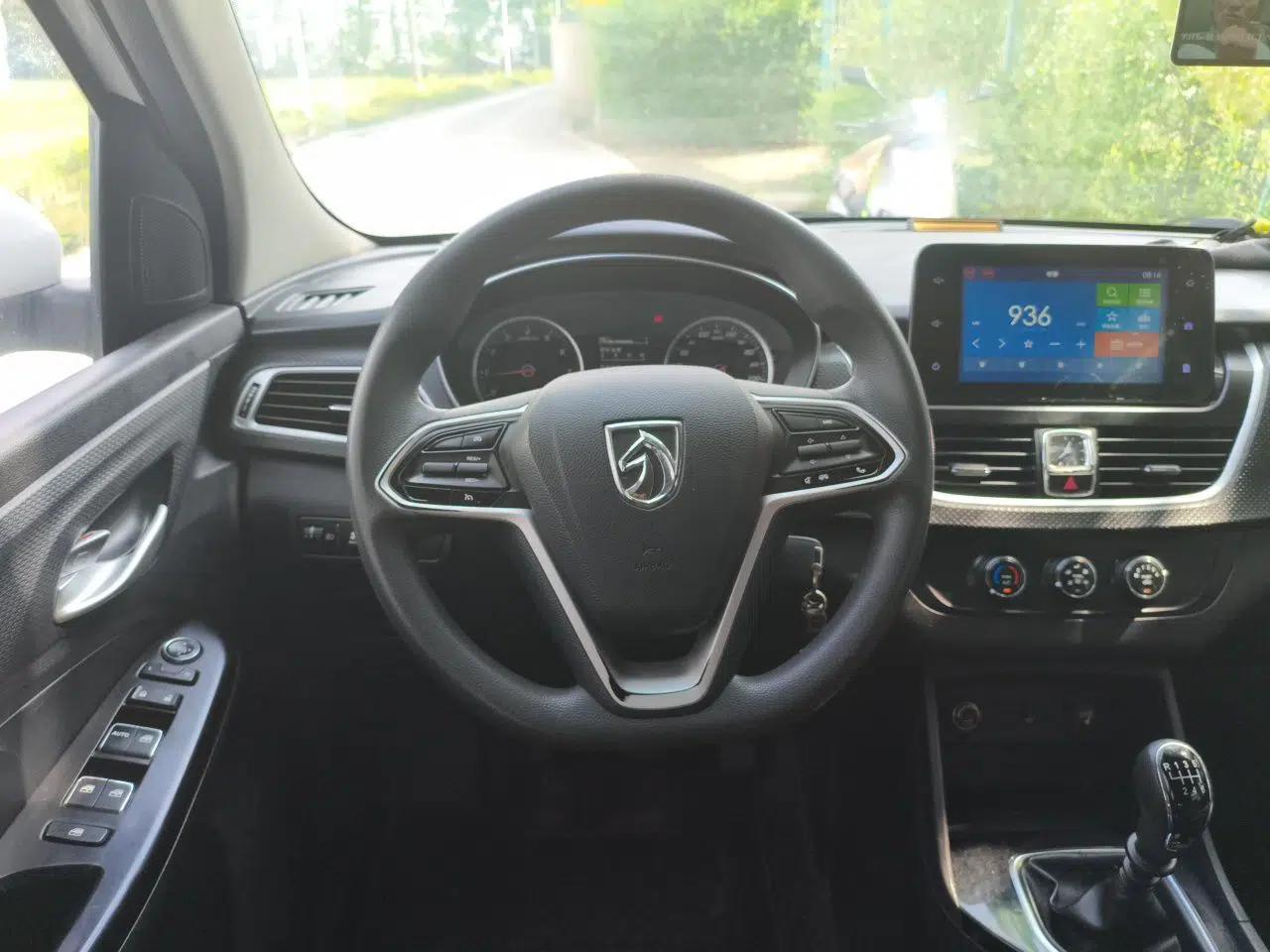 Baojun 730 2021 1.5L Manual Fashion Version 7 Seats — миниатюра 10