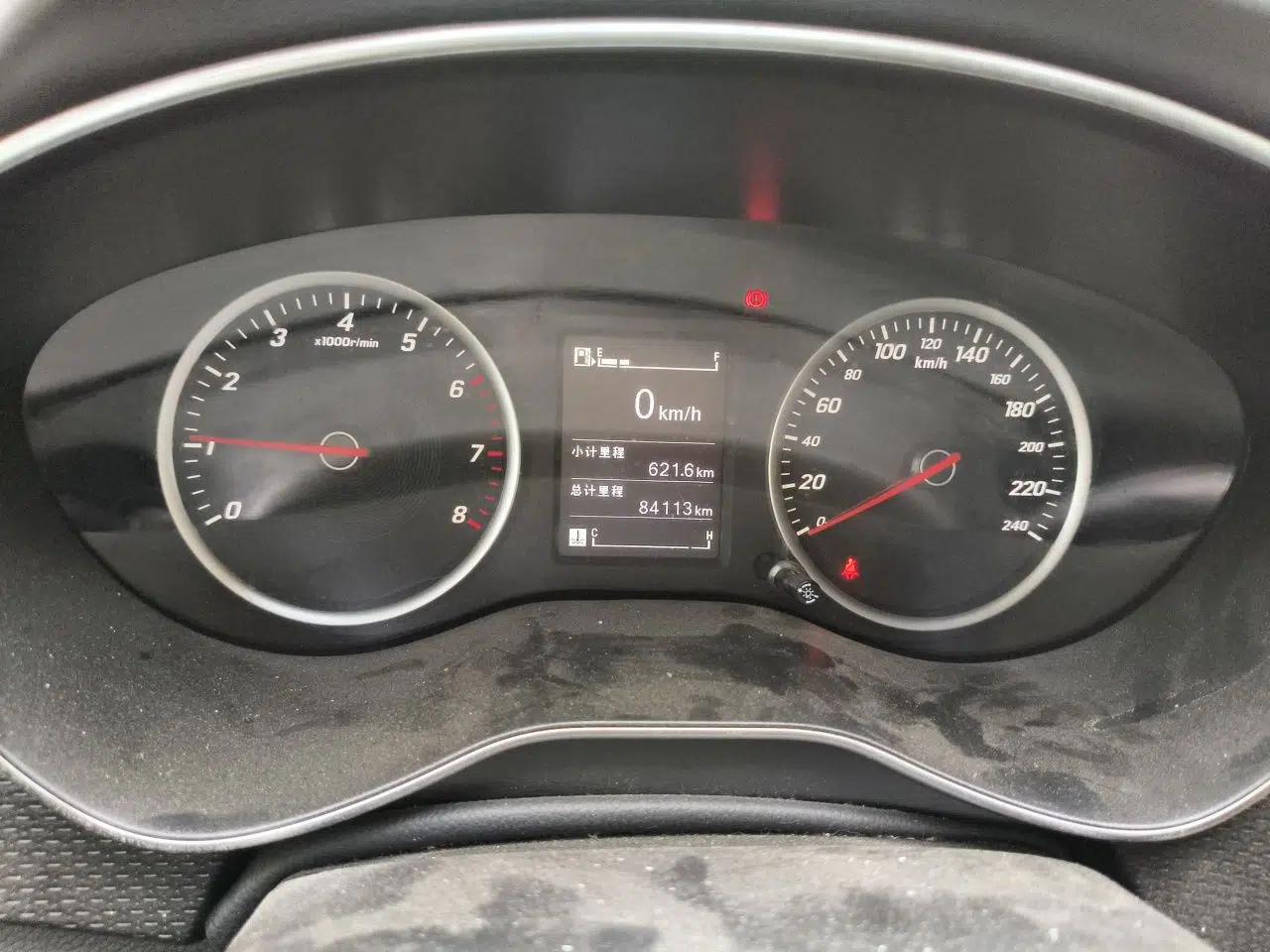 Baojun 730 2021 1.5L Manual Fashion Version 7 Seats — миниатюра 11