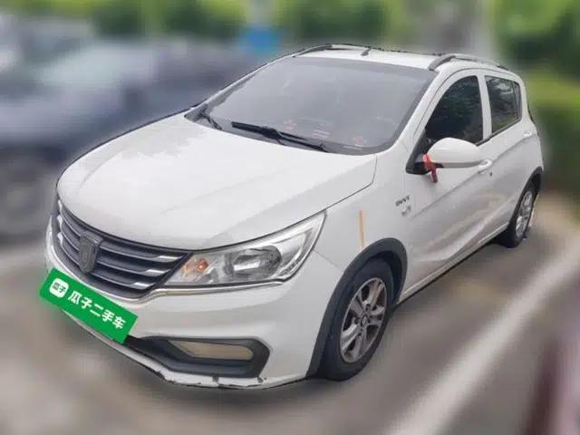 Baojun 310 2017 1.5L Automatic Fashion Model