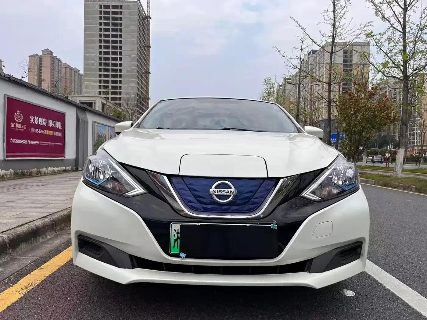 Nissan Sylphy EV 2018 Smart Edition — миниатюра 2