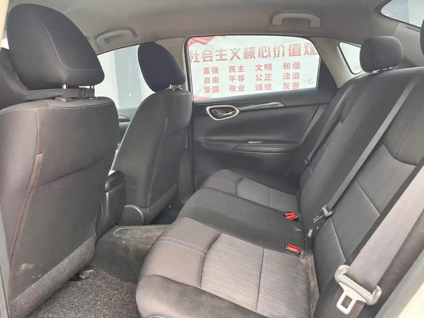 Nissan Sylphy EV 2018 Smart Edition — миниатюра 6