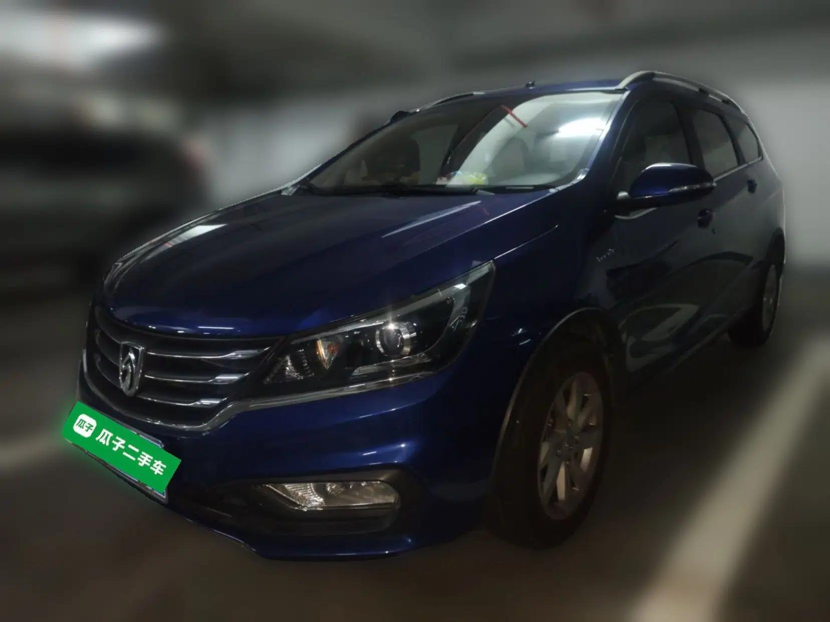 Baojun 310W 2017 1.5L Manual Fashion Edition China VI — миниатюра 1