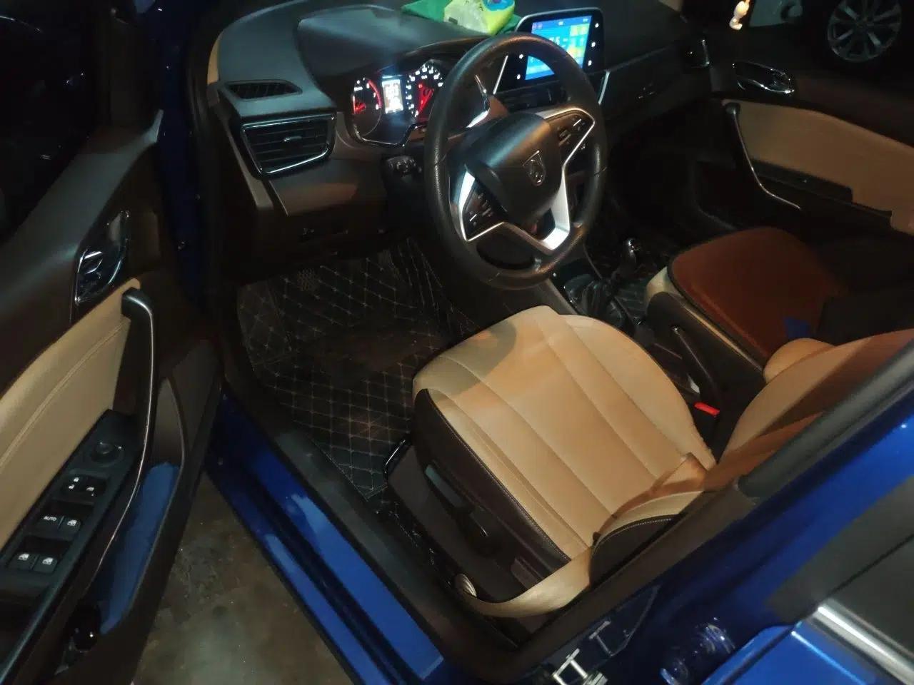 Baojun 310W 2017 1.5L Manual Fashion Edition China VI — миниатюра 13
