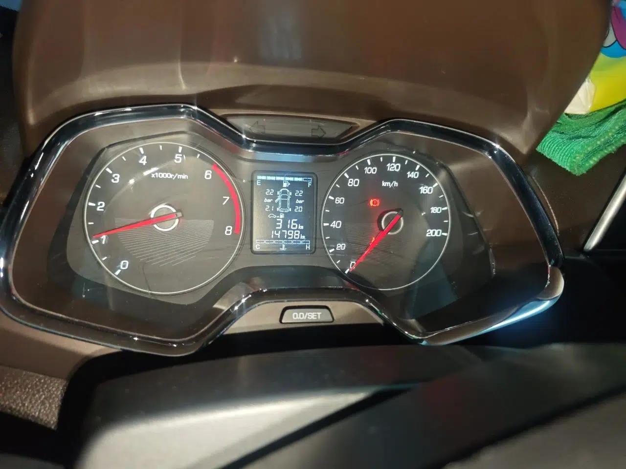 Baojun 310W 2017 1.5L Manual Fashion Edition China VI — миниатюра 8