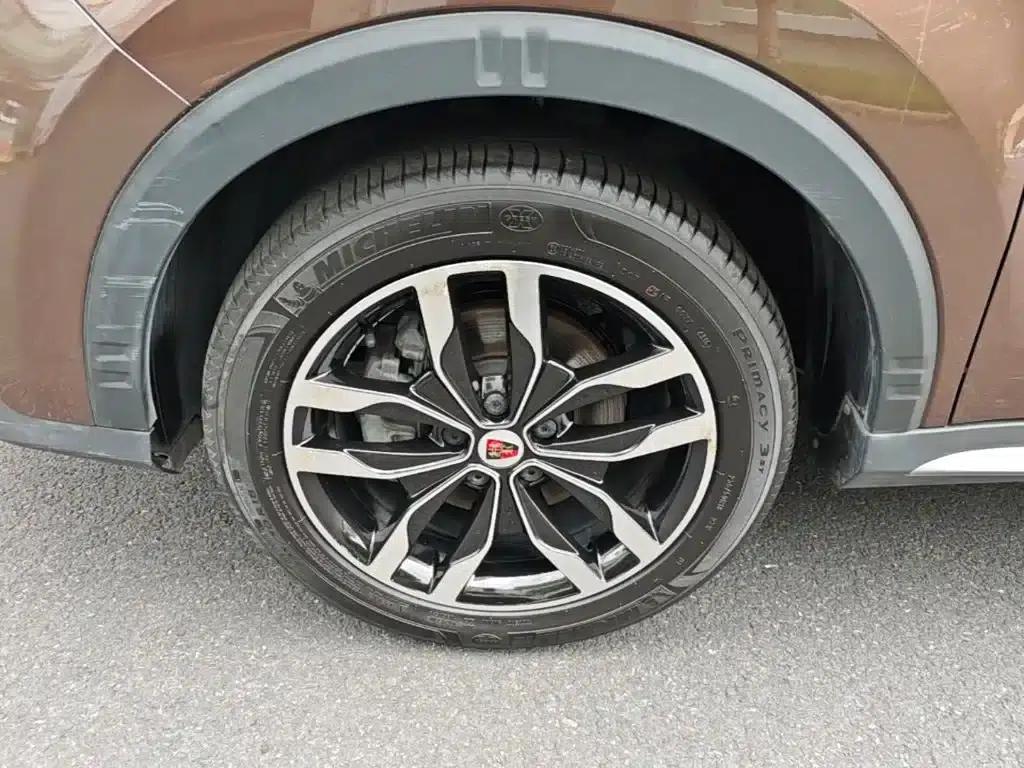 Roewe RX5 2016 30T 2WD Automatic Internet Smart Edition — миниатюра 23
