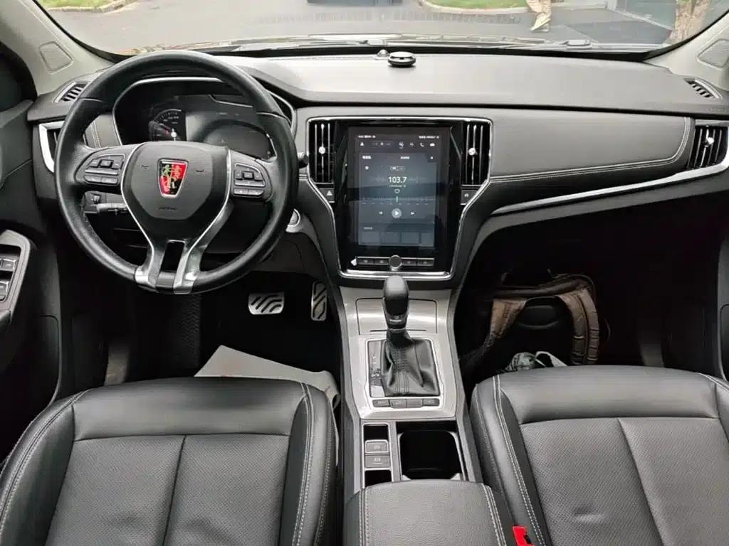 Roewe RX5 2016 30T 2WD Automatic Internet Smart Edition — миниатюра 10