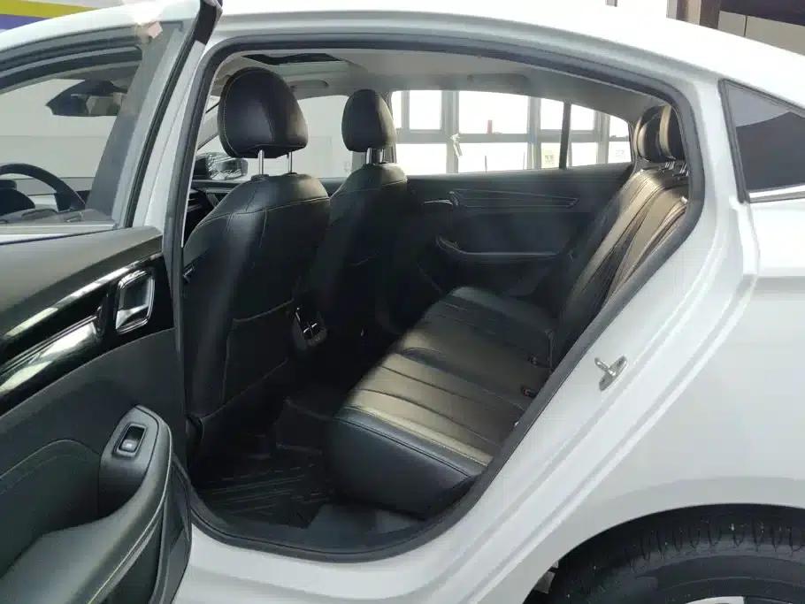 Roewe i5 2021 1.5L CVT Star Edition — миниатюра 11