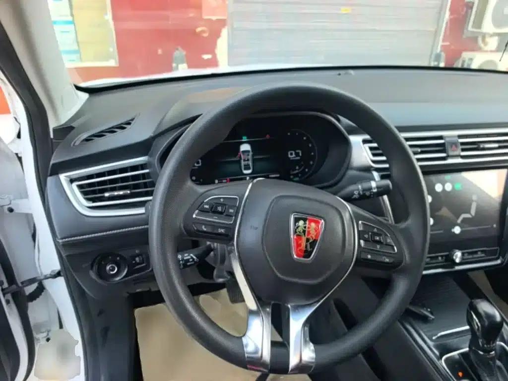 Roewe i5 2019 20T Automatic 4G Connected Super Flagship Edition — миниатюра 11