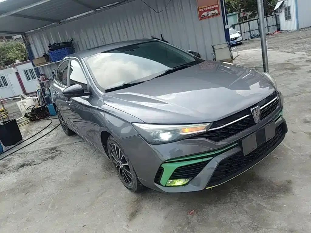 Roewe i5 2021 1.5L CVT Diamond Edition — миниатюра 4