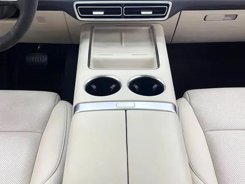 Li Auto L9 2022 Max Edition — миниатюра 19