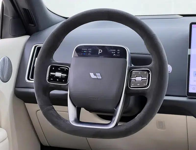 Li Auto L9 2022 Max Edition — миниатюра 22