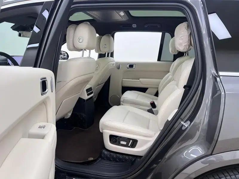 Li Auto L9 2022 Max Edition — миниатюра 32