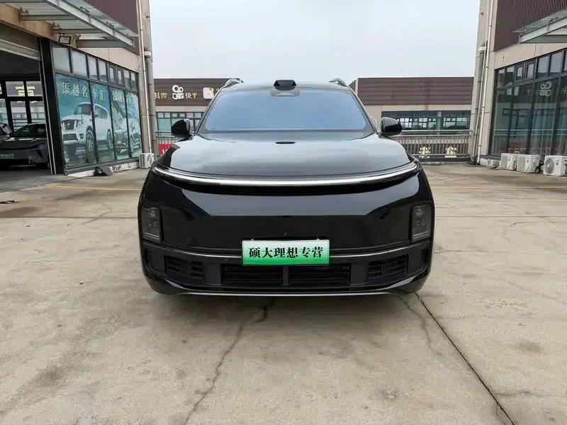 Li Auto L9 2022 Max Edition — миниатюра 2