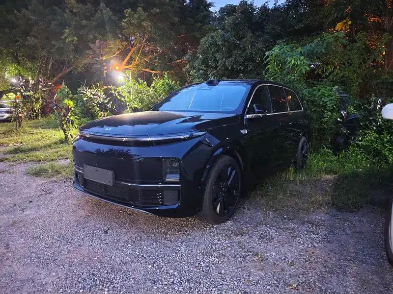 Li Auto L9 2022 Max Edition — миниатюра 3