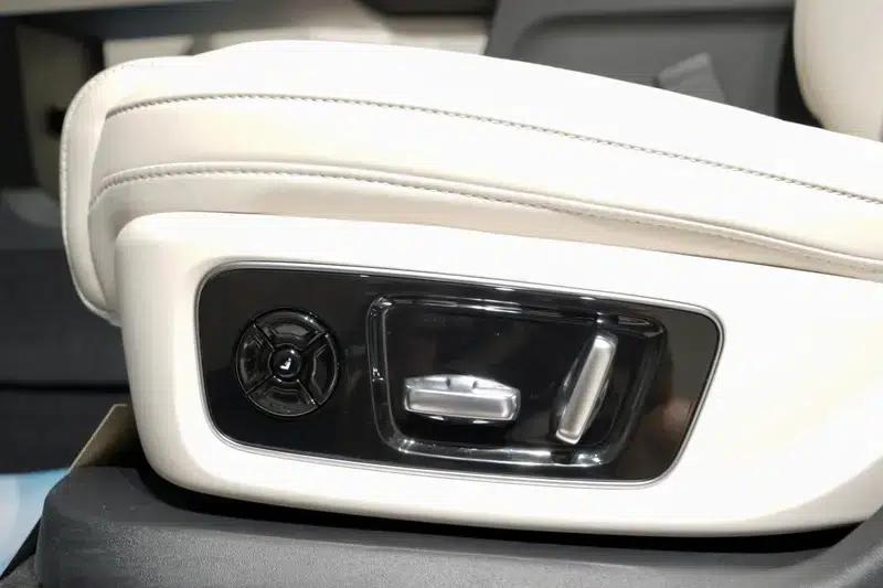 Li Auto L9 2022 Max Edition — миниатюра 6