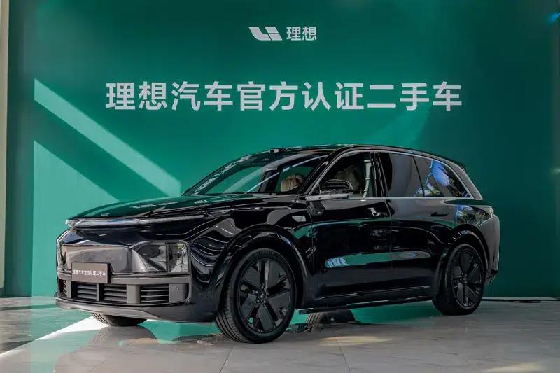 Li Auto L8 2025 Max Smart Renewal Edition — миниатюра 1