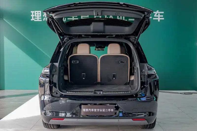 Li Auto L8 2025 Max Smart Renewal Edition — миниатюра 13