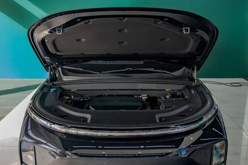 Li Auto L8 2025 Max Smart Renewal Edition — миниатюра 4