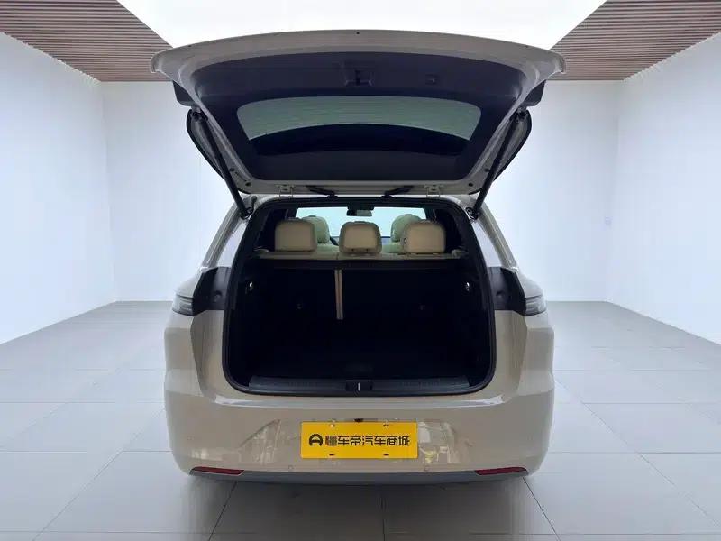 Li Auto L6 2024 Pro Edition — миниатюра 20
